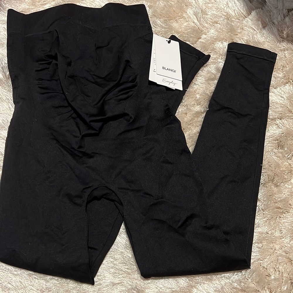Blanqi everyday black maternity leggings NWT size small